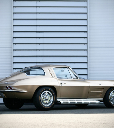 Chevrolet Corvette C2 Split Window Sting Ray / 1963